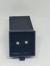 Orecchini in argento con Diamanti Lab-Grown