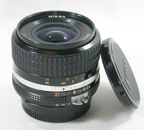 Nikon nikkor 2 8 - 35, 2.8