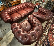 salotto, divano e coppia di