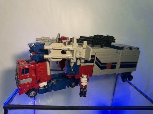 Transformers optimus prime - optimus,