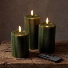 Candele a colonna scanalate a