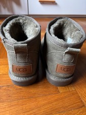 stivaletti Ugg nuovi taglia 38