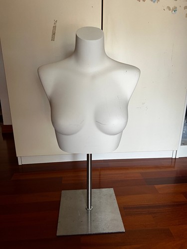 Mezzo busto donna