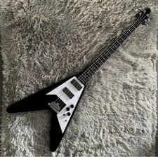 Pickup 4 corde Flying V basso