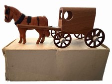 Carrozza giocattolo vintage in