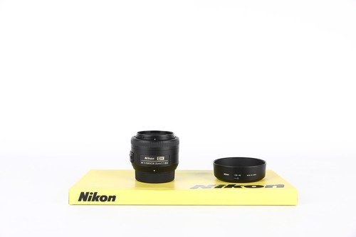 Nikon 35mm 2 - dx, +