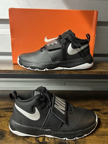 Scarpe nike team hustle 8 - scarpe,