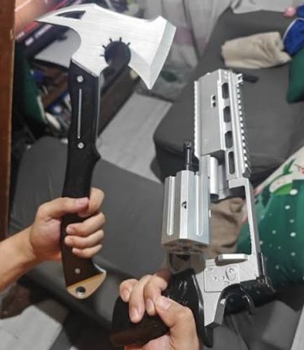 Pistola requiem leon - pistola,