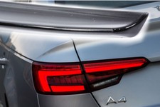 Adatto per AUDI A4 1.4 2.0 3.0