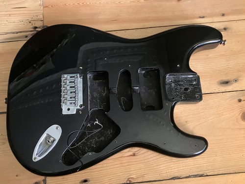 Corpo chitarra fender squier - corpo,