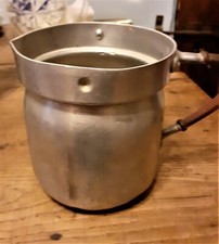 Pentolino versatoio lattiera vintage in alluminio manico ferro 