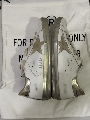 Nuove scarpe ginnastica - da,