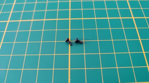 Vis 2x4mm 42 - n°42, pièce