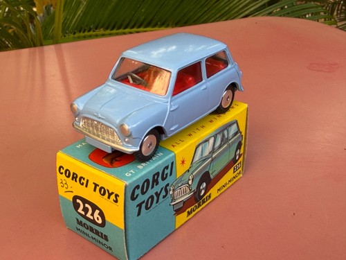 Corgi toys 226 morris - corgi, mini