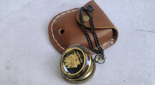 Bussola tascabile ottone - in,