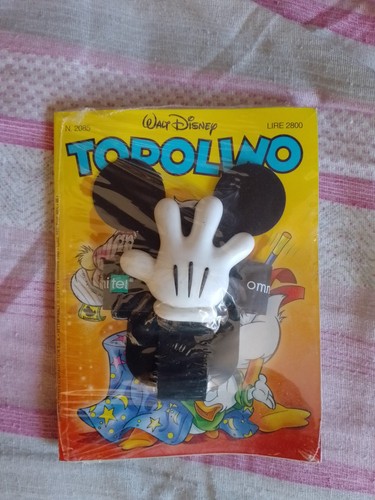 Topolino 2085 con gadget - n,