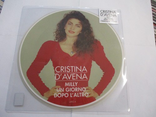 Cristina avena milly un - d'avena, -milly