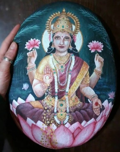 Sassi dipinti. Rock painting. 