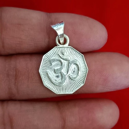 Collana ciondolo aum - collana,