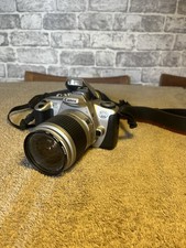 Canon EOS 300 35mm reflex con