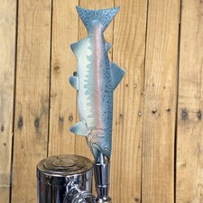 Rubinetto birra pesce salmone