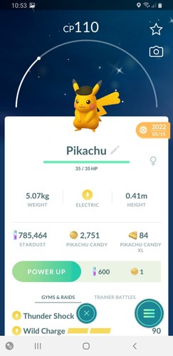 Pikachu lucido con - ✨, berretto