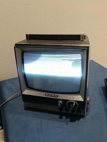 Piccola sony portatile - piccola, tv