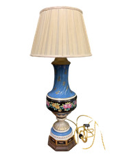 Lampada da tavolo porcellana francese paralume in seta plissettata