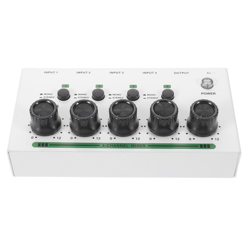 Piccola console mixaggio 4 - di,
