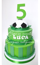 Torta scenografica finta compleanno calcio 2 piani festa party gomma eva fommy