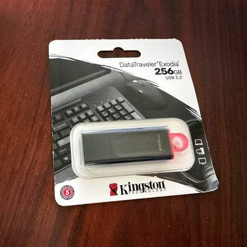 Kingston datatraveler exodia - datatraveler,