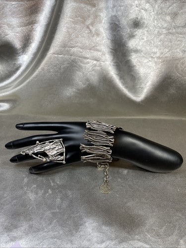 Bracciale articolato