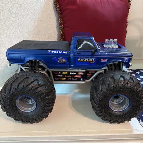 Monster truck bigfoot c - truck,