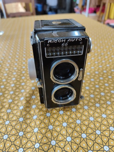 Rare ricoh auto tlr - ricoh,