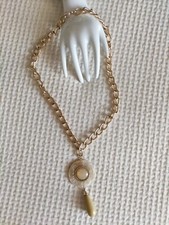  Collana lunga catena dorata pendente lucite vintage necklace stile chanel 