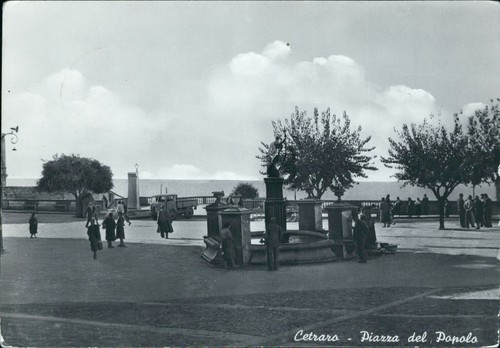 Ah715 cartolina cetraro piazza - cetraro,
