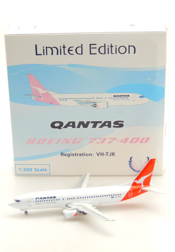 Phoenix 200 boeing 737 - phoenix, 1:200