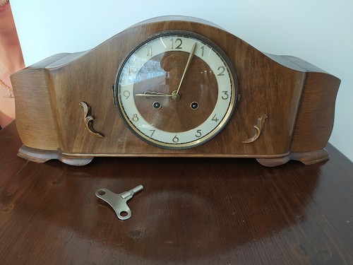 Antico orologio camino a - da,