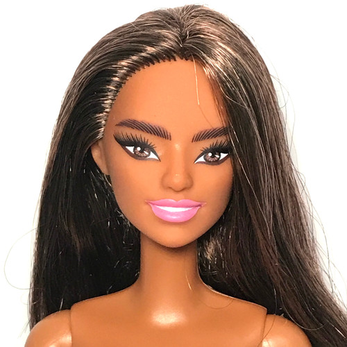 Barbie nuda bruna - , ispanica
