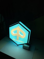 Insegna luminosa Piaggio vespa