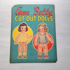 Libro bambola di carta