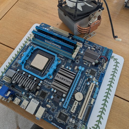 Scheda madre gigabyte - scheda,