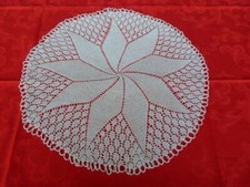 CENTRINO LAVORATO AI FERRI DIAMETRO 35 cm ANNI '70