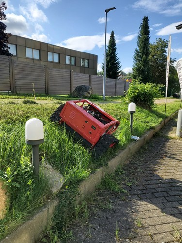 Rasaerba ibrido - rc,