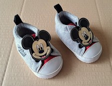 scarpine neonato  marca DISNEY