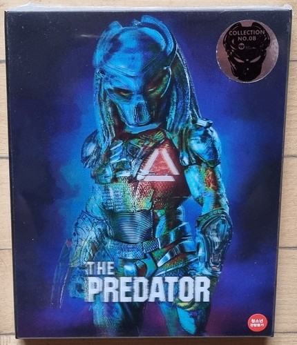The predator weet lenticular - predator,