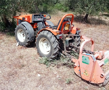 trattore agricolo marca