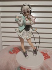 Super sonico figure - super,