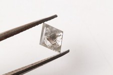 Diamante sfuso a forma di
