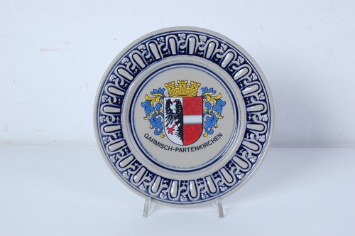 Piatto ceramica stemma